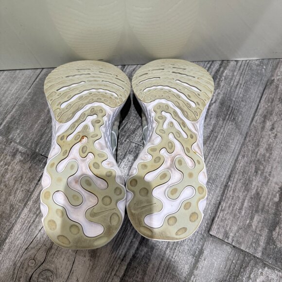 Nike Womens React Infinity Run Flyknit 2 CT2324-005 US Size 8 - Picture 6 of 10